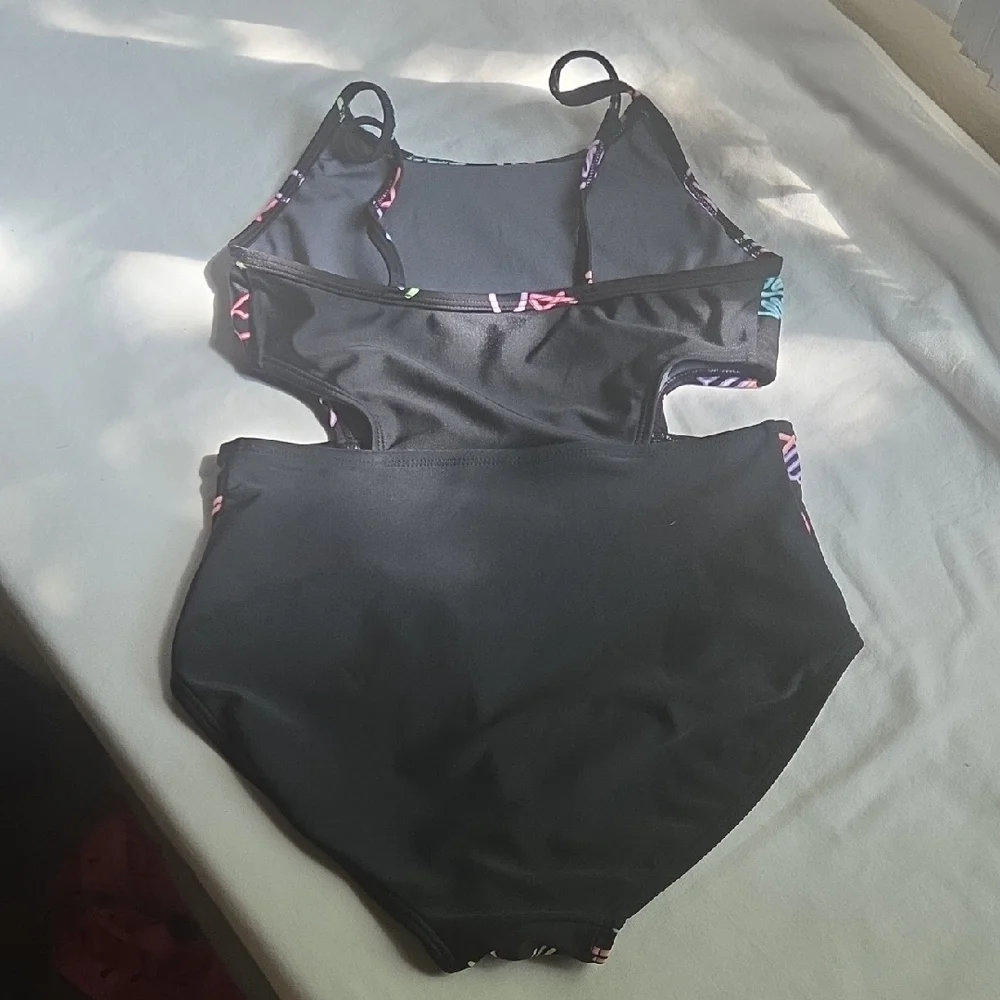 Girl's One Piece Swimsuit - Picture 3 of 3